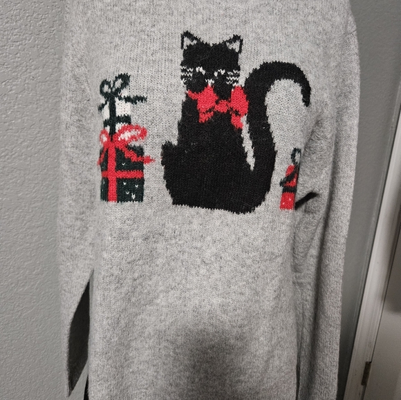 Cat Christmas Sweater - Picture 2 of 6